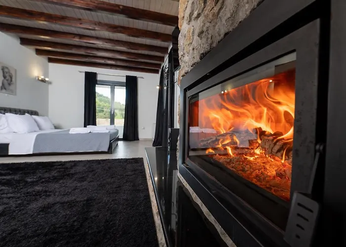 Villa Athos